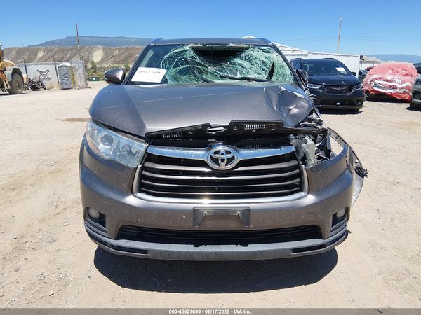 2016 TOYOTA HIGHLANDER XLE V6