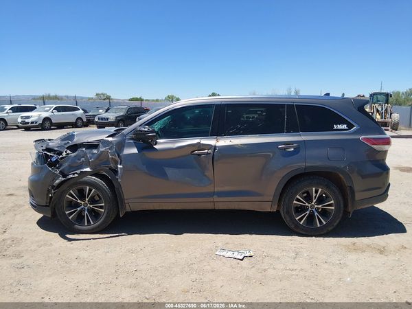 2016 TOYOTA HIGHLANDER