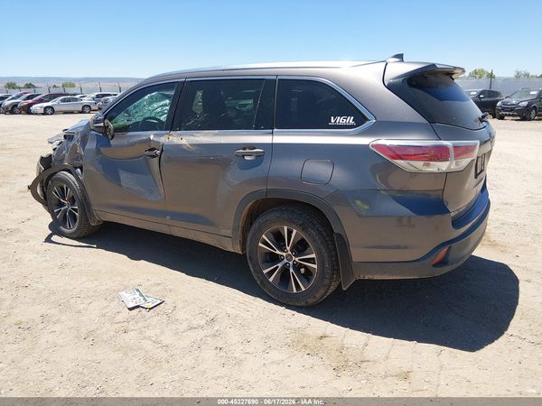 2016 TOYOTA HIGHLANDER XLE V6