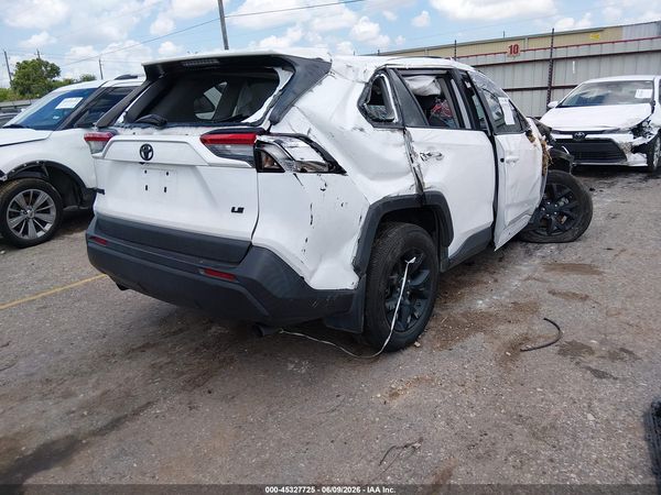 2022 TOYOTA RAV4 LE