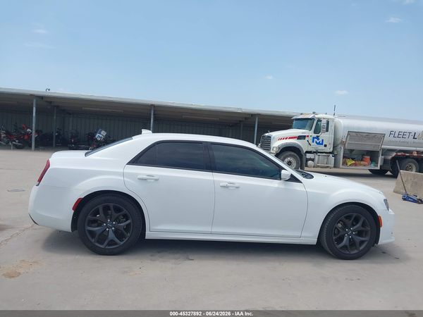 2023 CHRYSLER 300 TOURING L