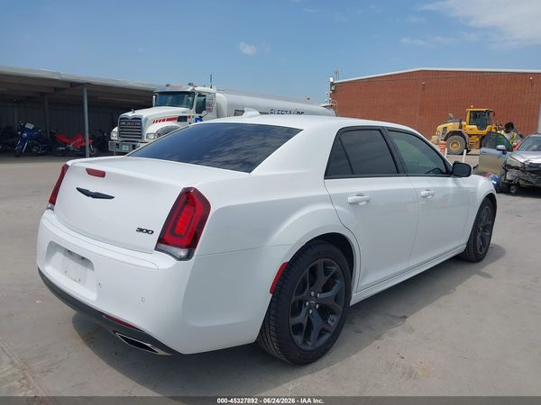 2023 CHRYSLER 300 TOURING L