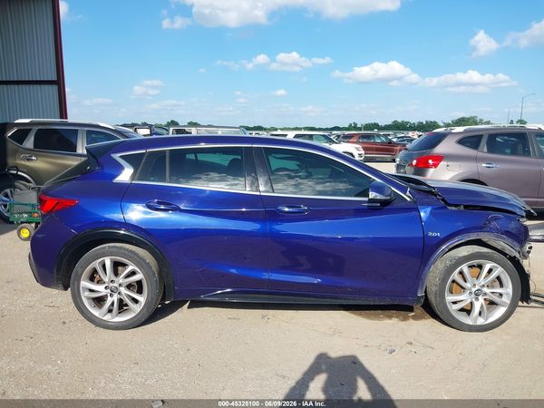 2017 INFINITI QX30