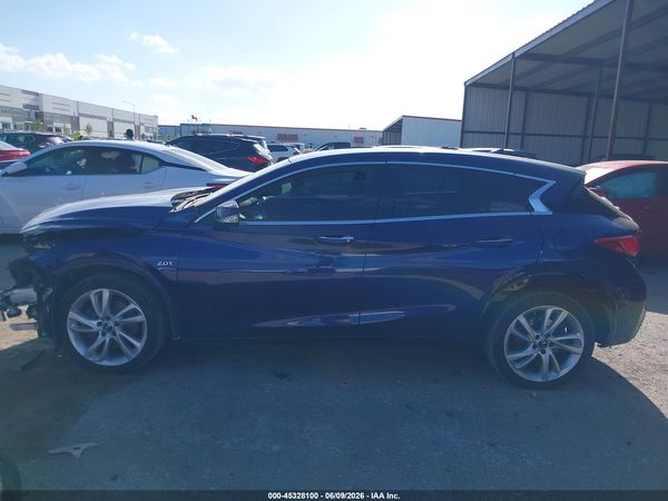2017 INFINITI QX30