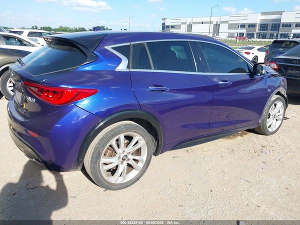 2017 INFINITI QX30