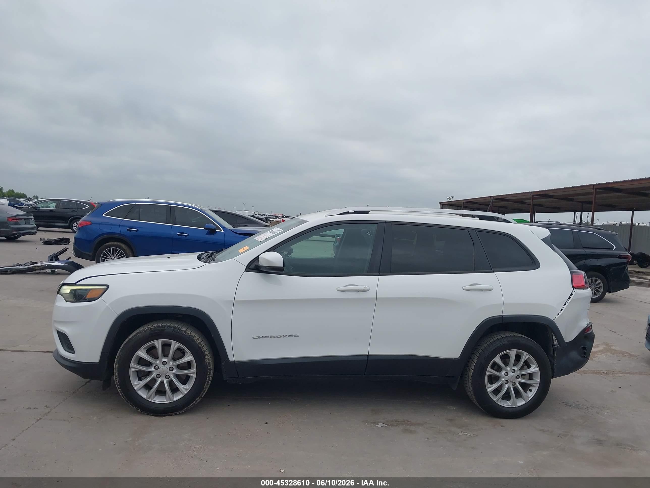 2021 JEEP CHEROKEE LATITUDE FWD