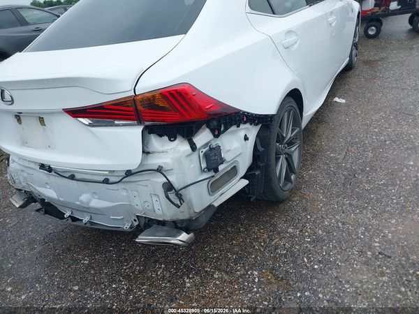 2017 LEXUS IS 200T