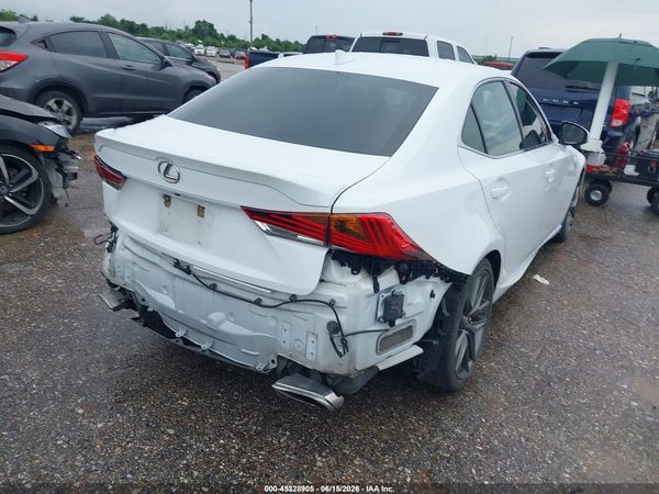 2017 LEXUS IS 200T
