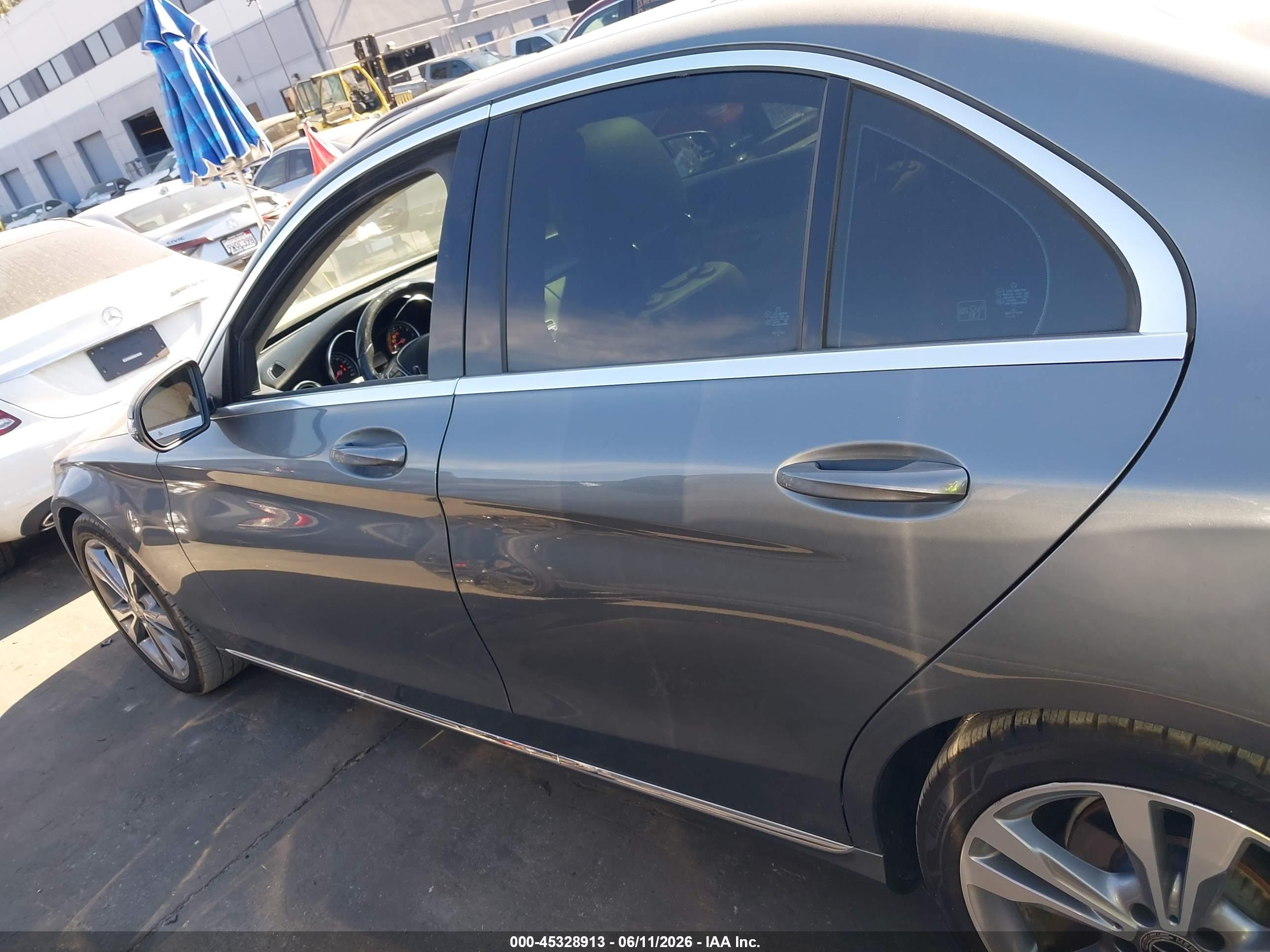 2017 MERCEDES-BENZ C 300 C300
