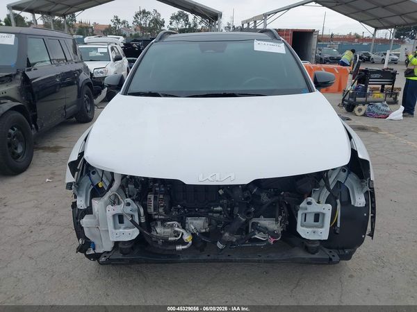 2024 KIA SPORTAGE X-LINE