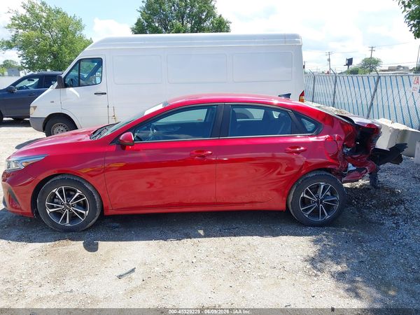 2022 KIA FORTE LXS