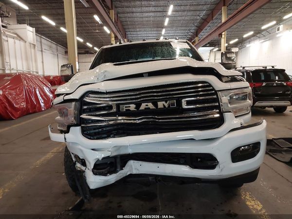 2024 RAM 3500 LARAMIE  4X4 8' BOX