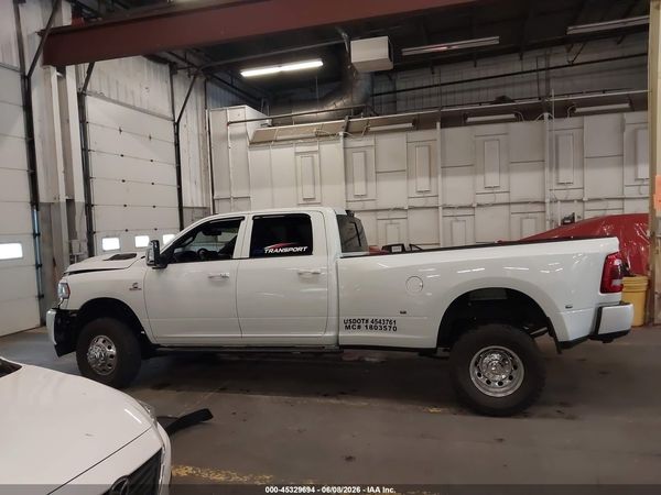 2024 RAM 3500 LARAMIE  4X4 8' BOX