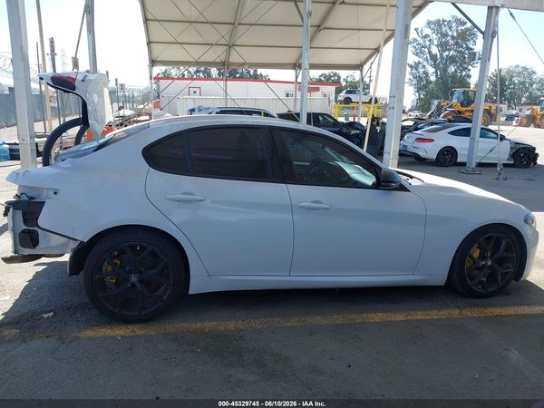 2020 ALFA ROMEO GIULIA RWD