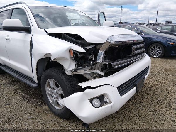 2016 TOYOTA SEQUOIA SR5 5.7L V8