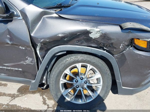 2019 JEEP CHEROKEE LATITUDE PLUS 4X4