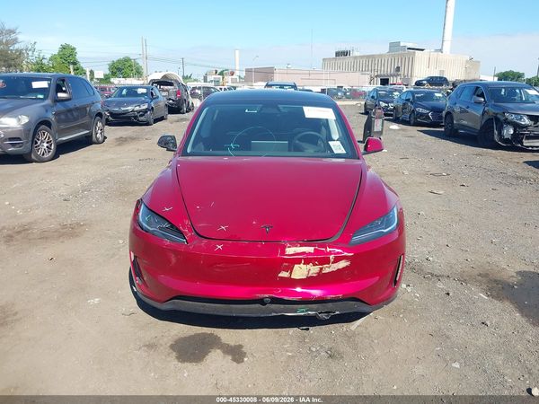 2026 TESLA MODEL 3