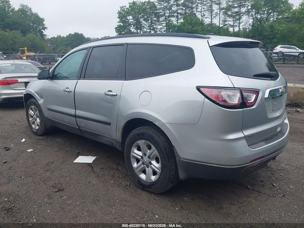 2015 CHEVROLET TRAVERSE LS — I3
