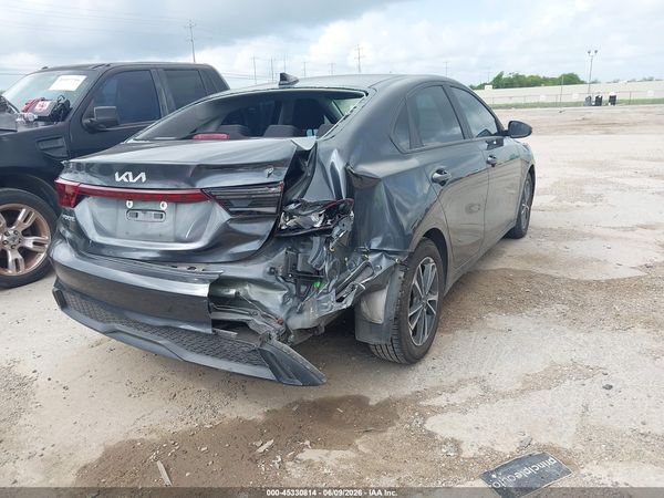 2024 KIA FORTE LXS