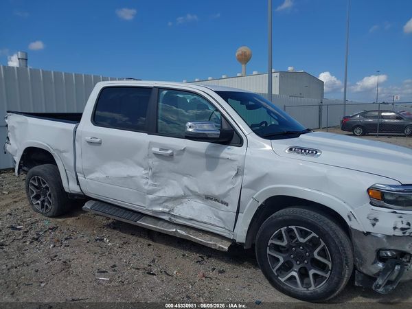 2025 RAM 1500 LARAMIE  4X4 5'7 BOX
