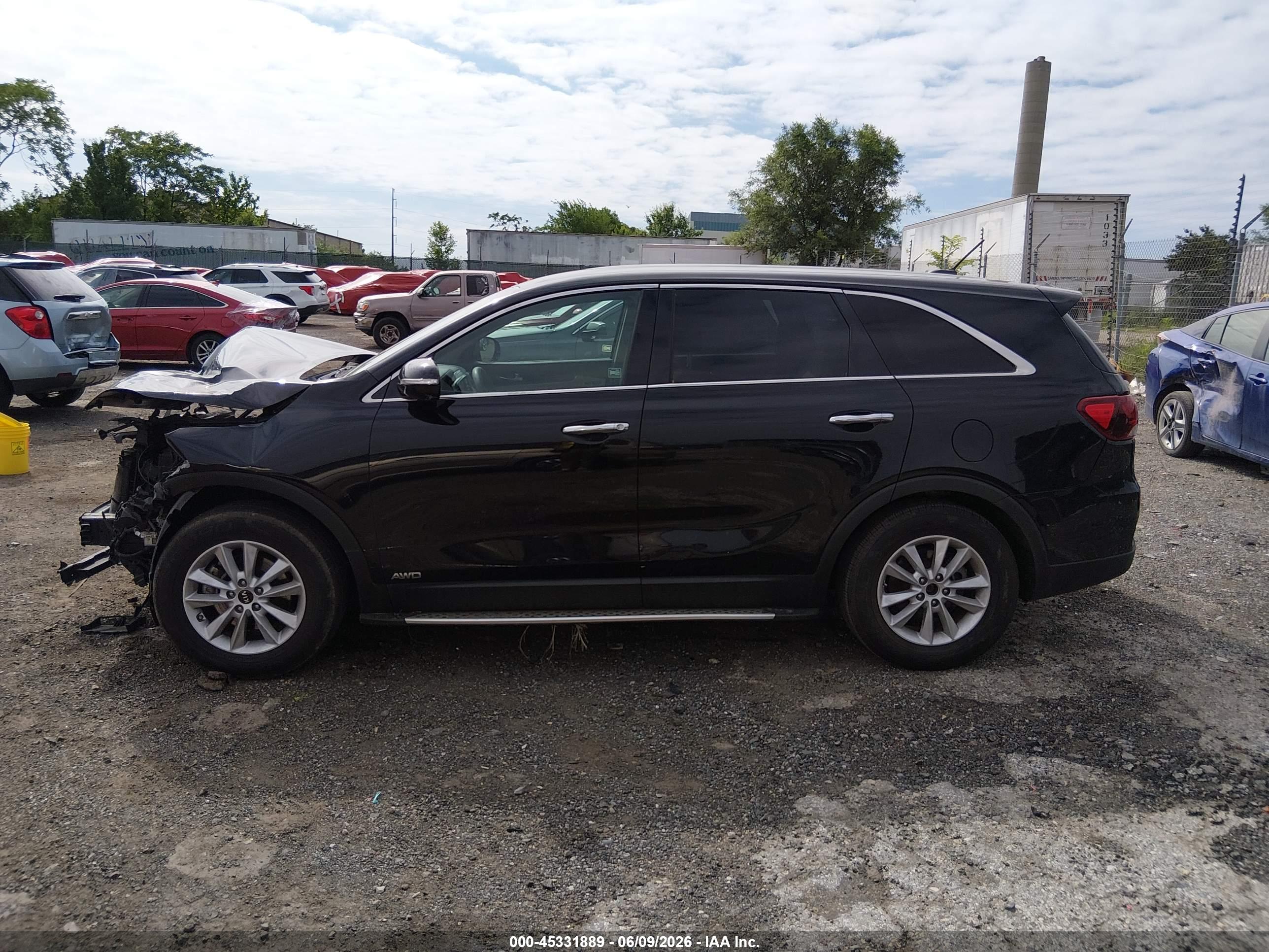 2019 KIA SORENTO 2.4L LX