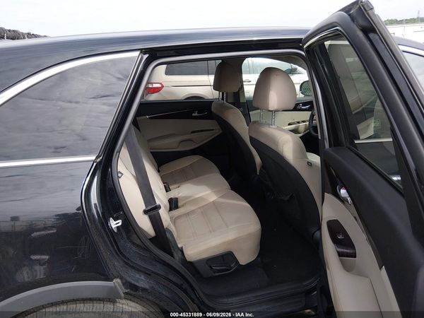 2019 KIA SORENTO 2.4L LX