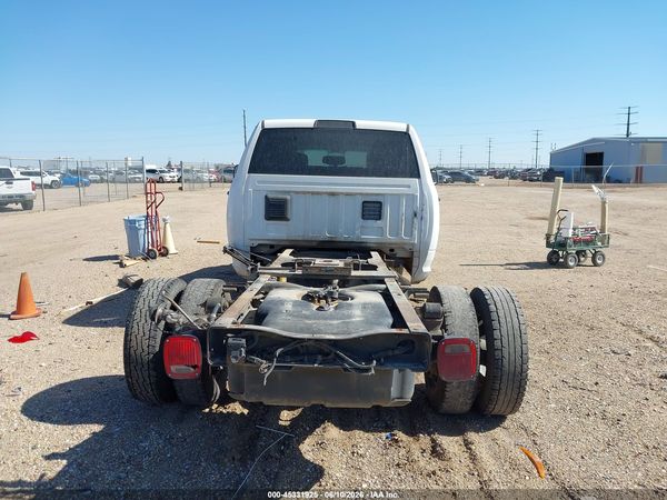 2018 RAM 3500 CHASSIS TRADESMAN/SLT/LARAMIE