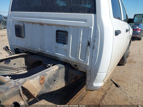 2018 RAM 3500 CHASSIS TRADESMAN/SLT/LARAMIE