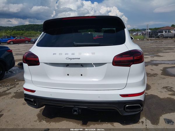 2017 PORSCHE CAYENNE PLATINUM EDITION