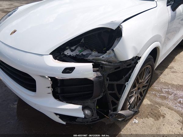 2017 PORSCHE CAYENNE PLATINUM EDITION
