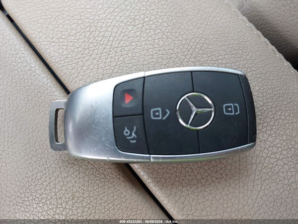 2020 MERCEDES-BENZ C 300 C300