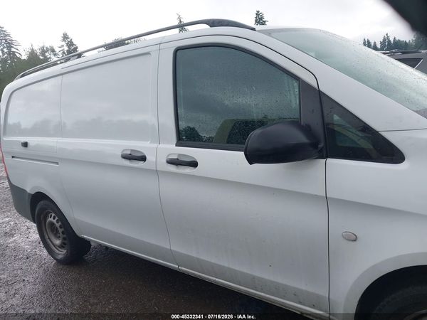 2018 MERCEDES-BENZ METRIS