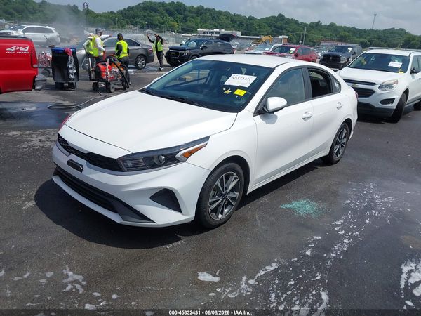2023 KIA FORTE LXS