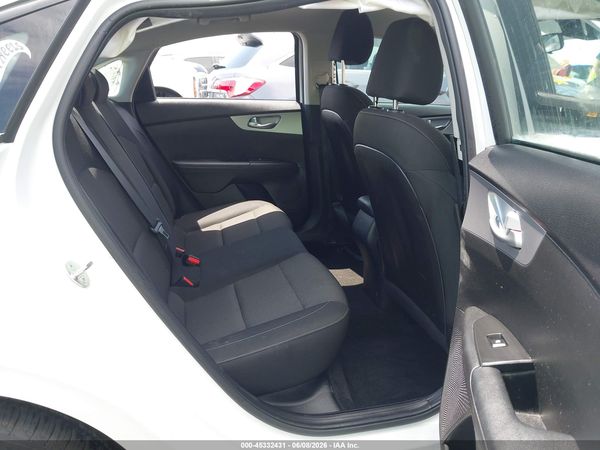 2023 KIA FORTE LXS