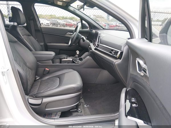 2025 KIA SPORTAGE X-LINE