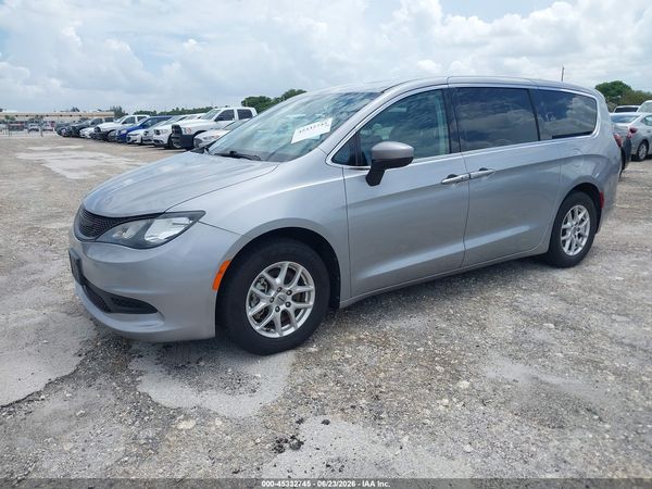 2021 CHRYSLER VOYAGER LX