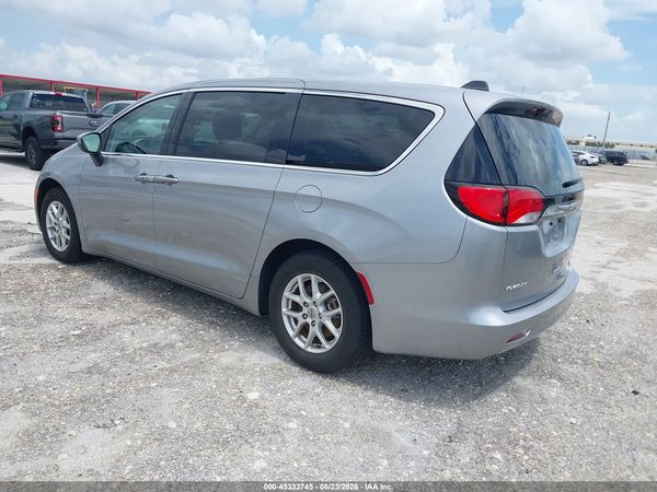 2021 CHRYSLER VOYAGER LX