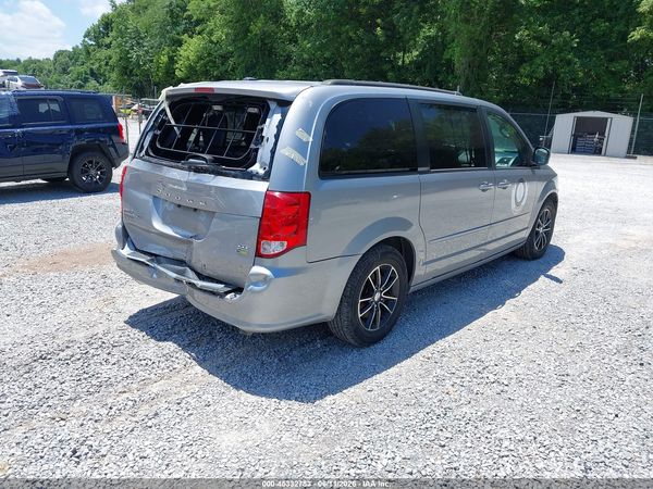 2017 DODGE GRAND CARAVAN GT — I4
