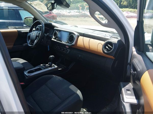 2020 TOYOTA TACOMA SR5 V6
