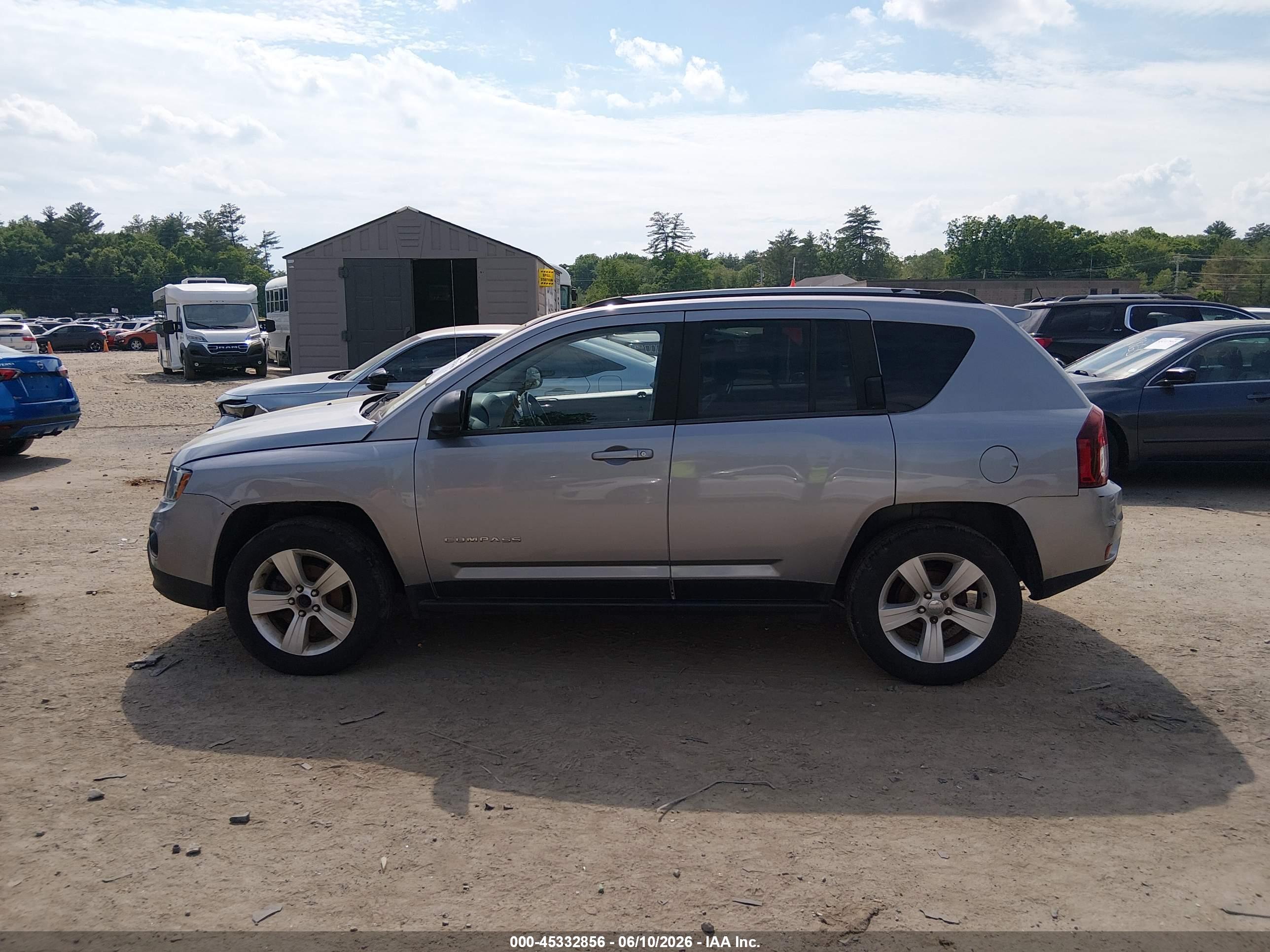 2017 JEEP COMPASS LATITUDE 4X4