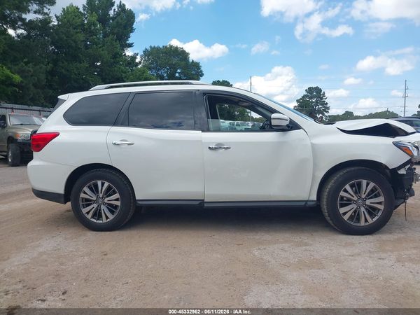 2018 NISSAN PATHFINDER SV