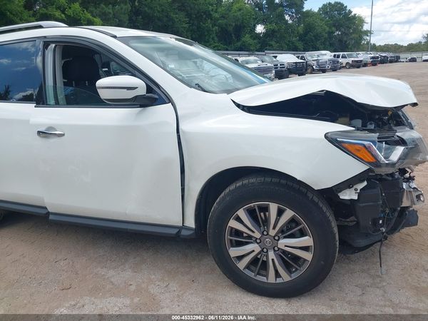 2018 NISSAN PATHFINDER SV