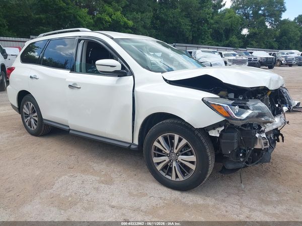 2018 NISSAN PATHFINDER SV