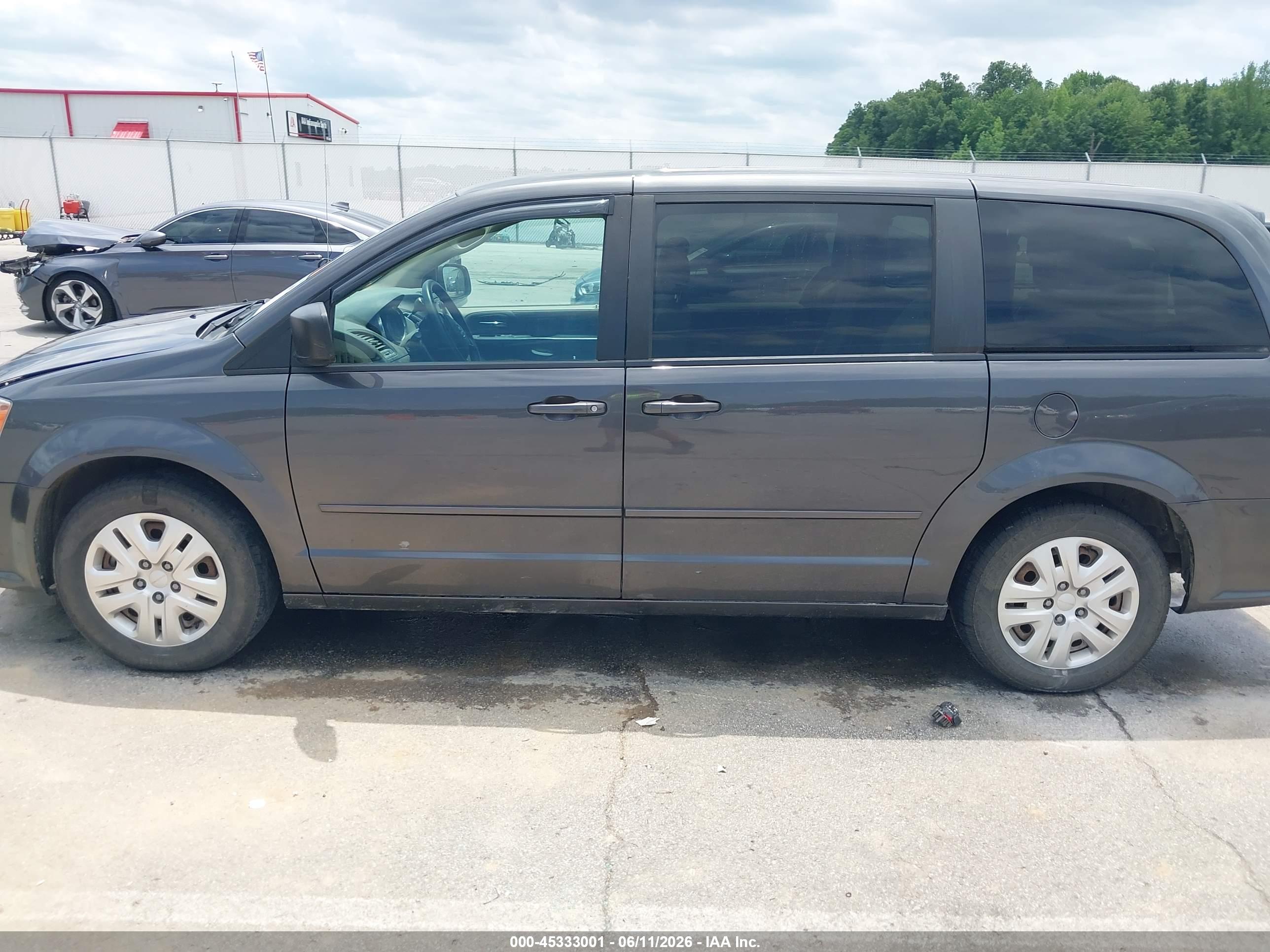 2016 DODGE GRAND CARAVAN SE
