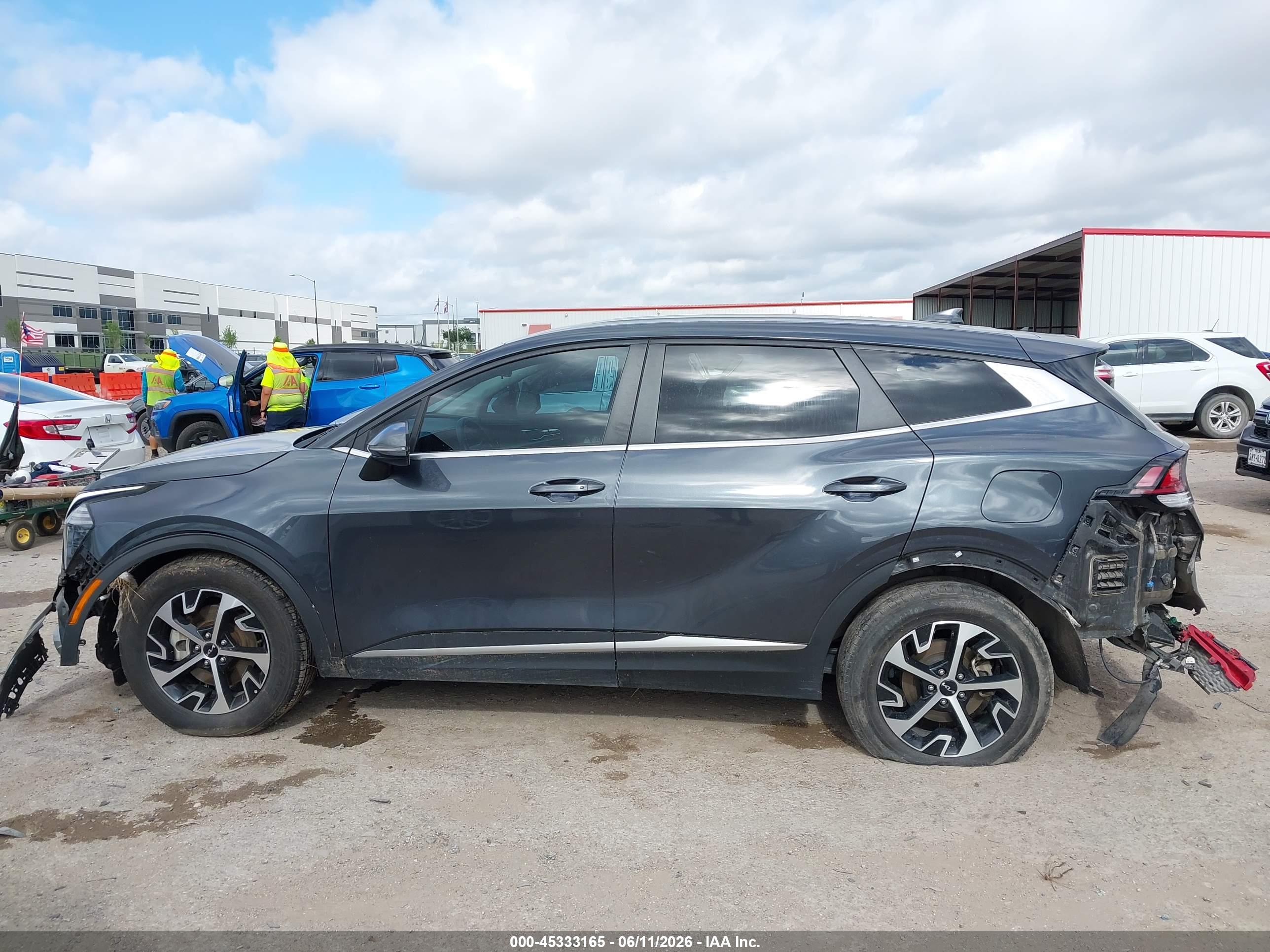 2024 KIA SPORTAGE EX