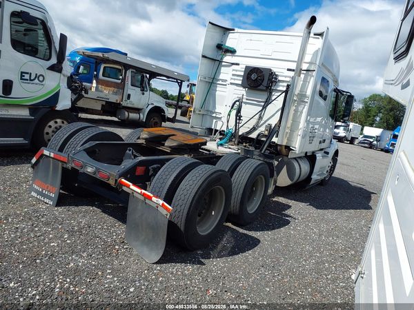 2019 VOLVO VNL