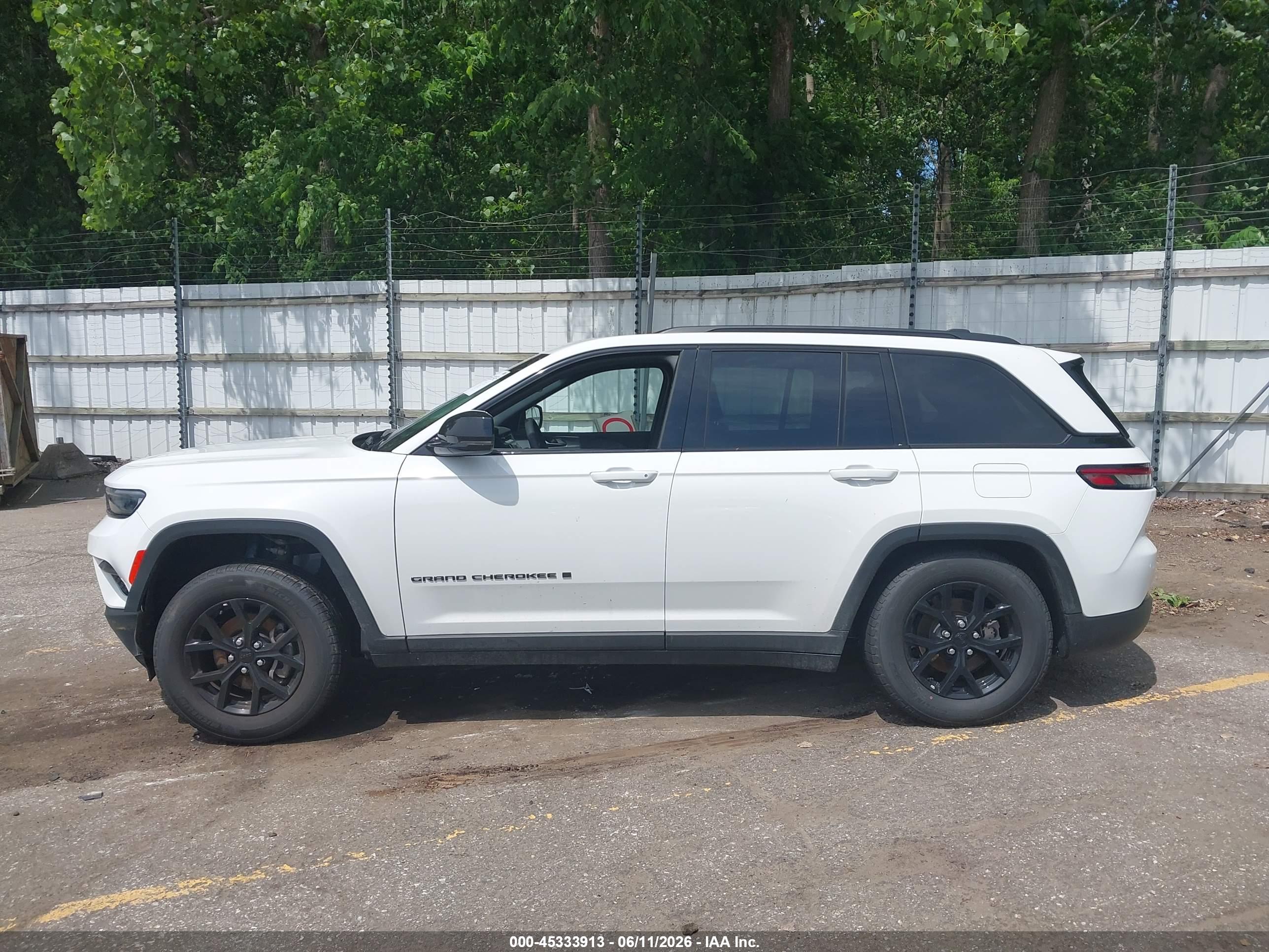 2025 JEEP GRAND CHEROKEE ALTITUDE X 4X4