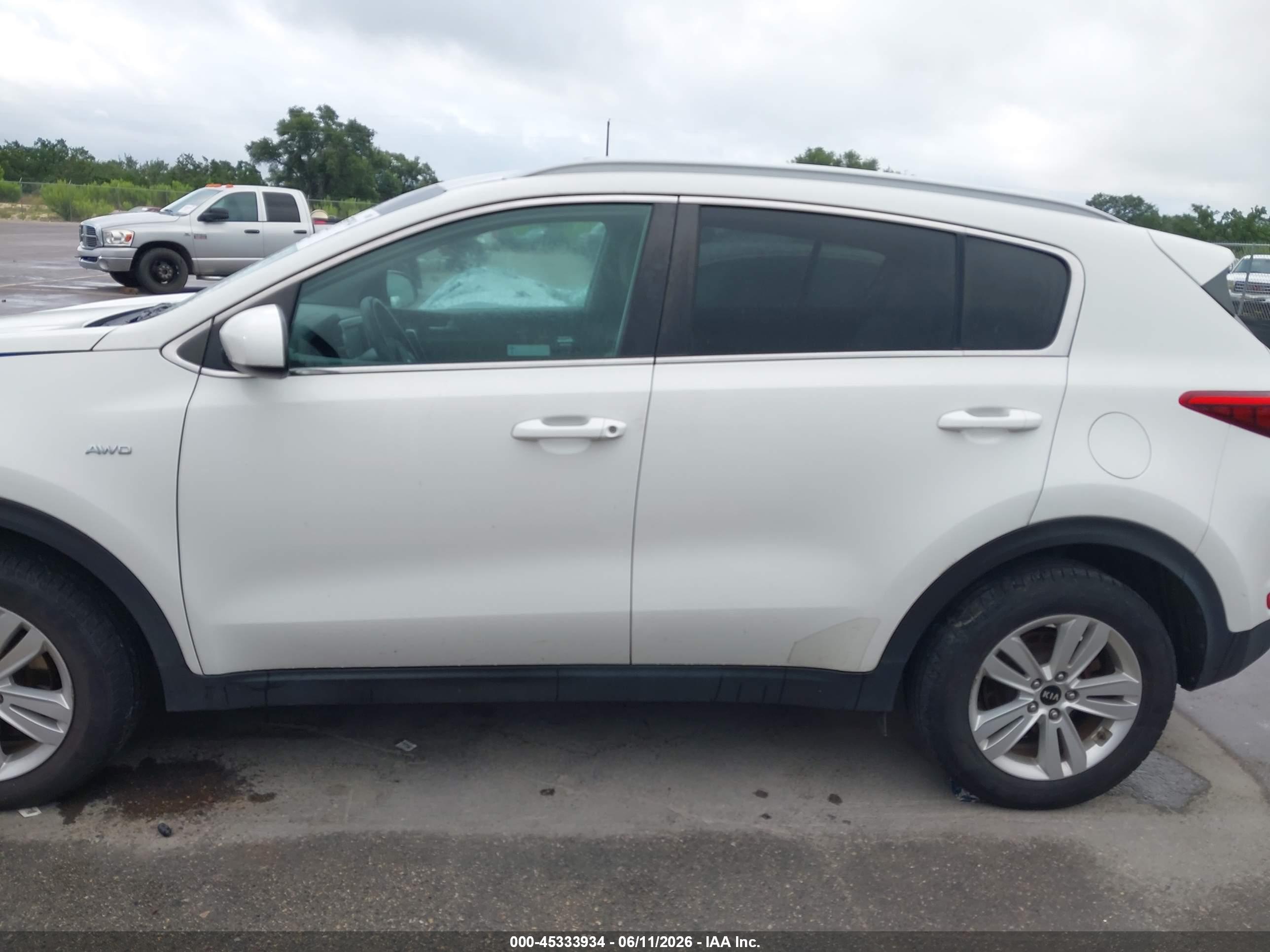 2019 KIA SPORTAGE LX