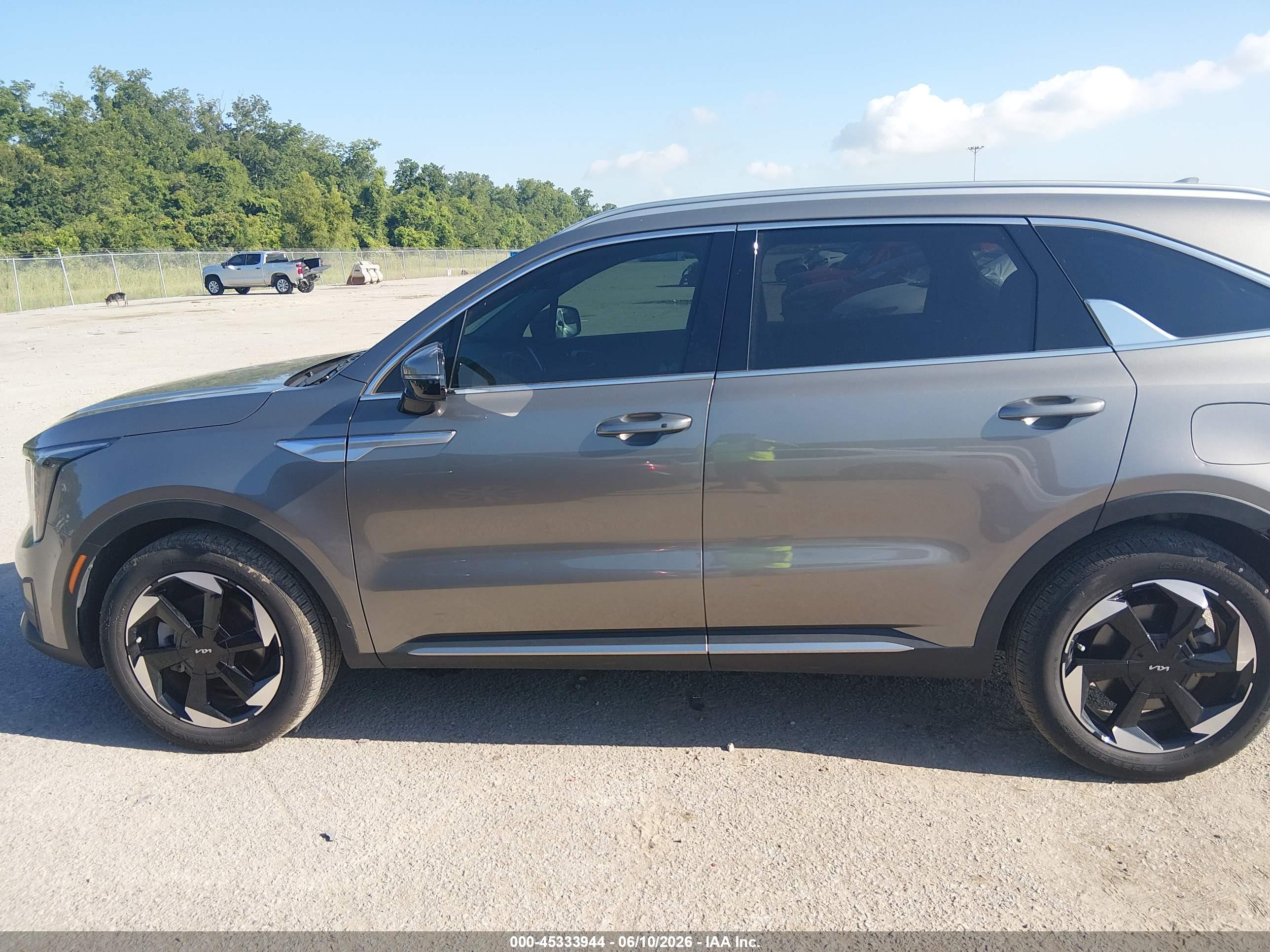 2025 KIA SORENTO HYBRID EX