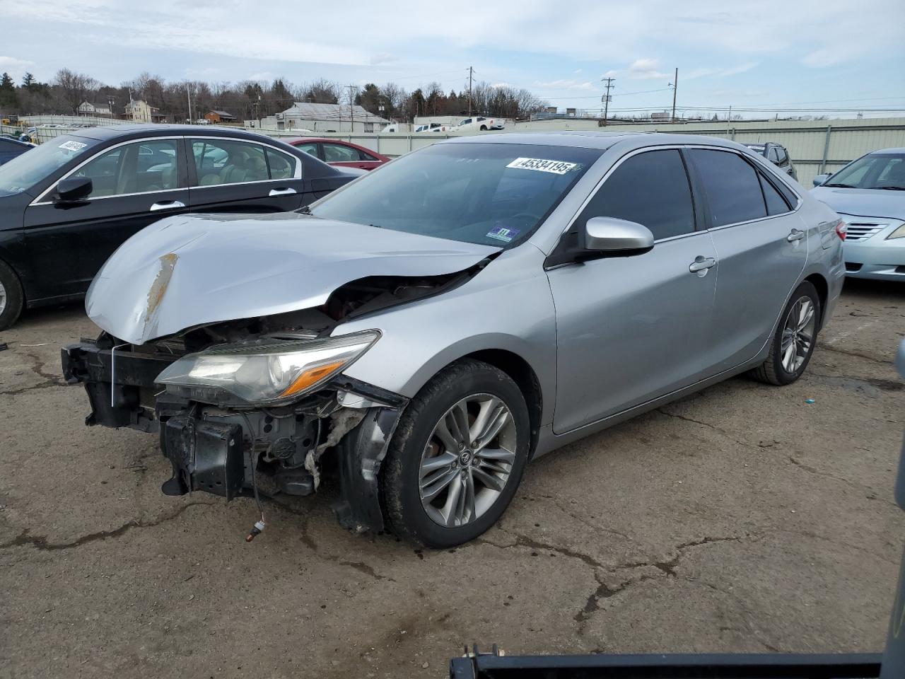 2016 TOYOTA CAMRY